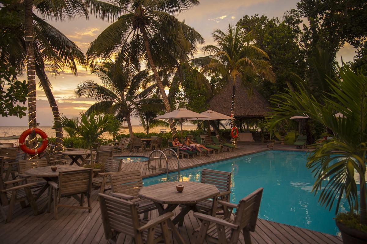 Indian Ocean Lodge Grand Anse  Bagian luar foto