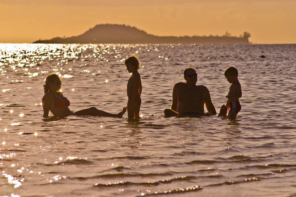 Indian Ocean Lodge Grand Anse  Bagian luar foto