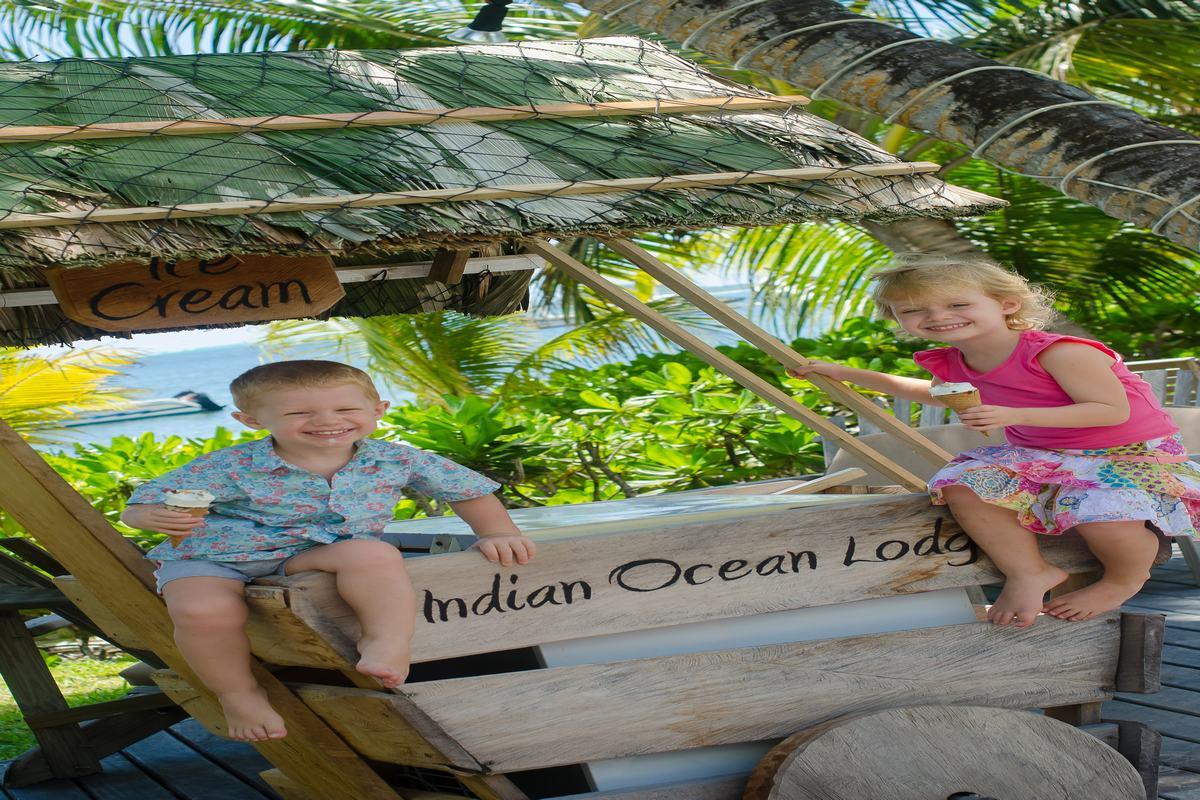 Indian Ocean Lodge Grand Anse  Bagian luar foto