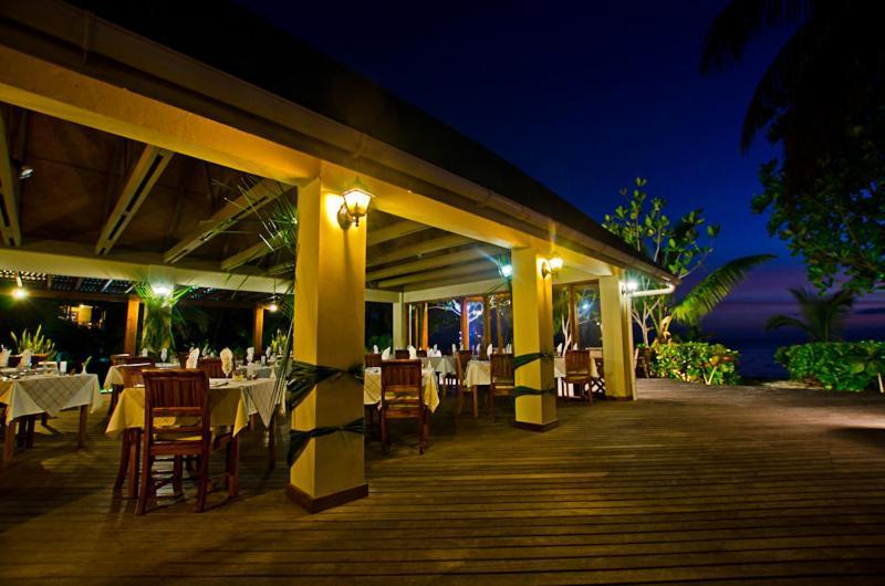 Indian Ocean Lodge Grand Anse  Bagian luar foto